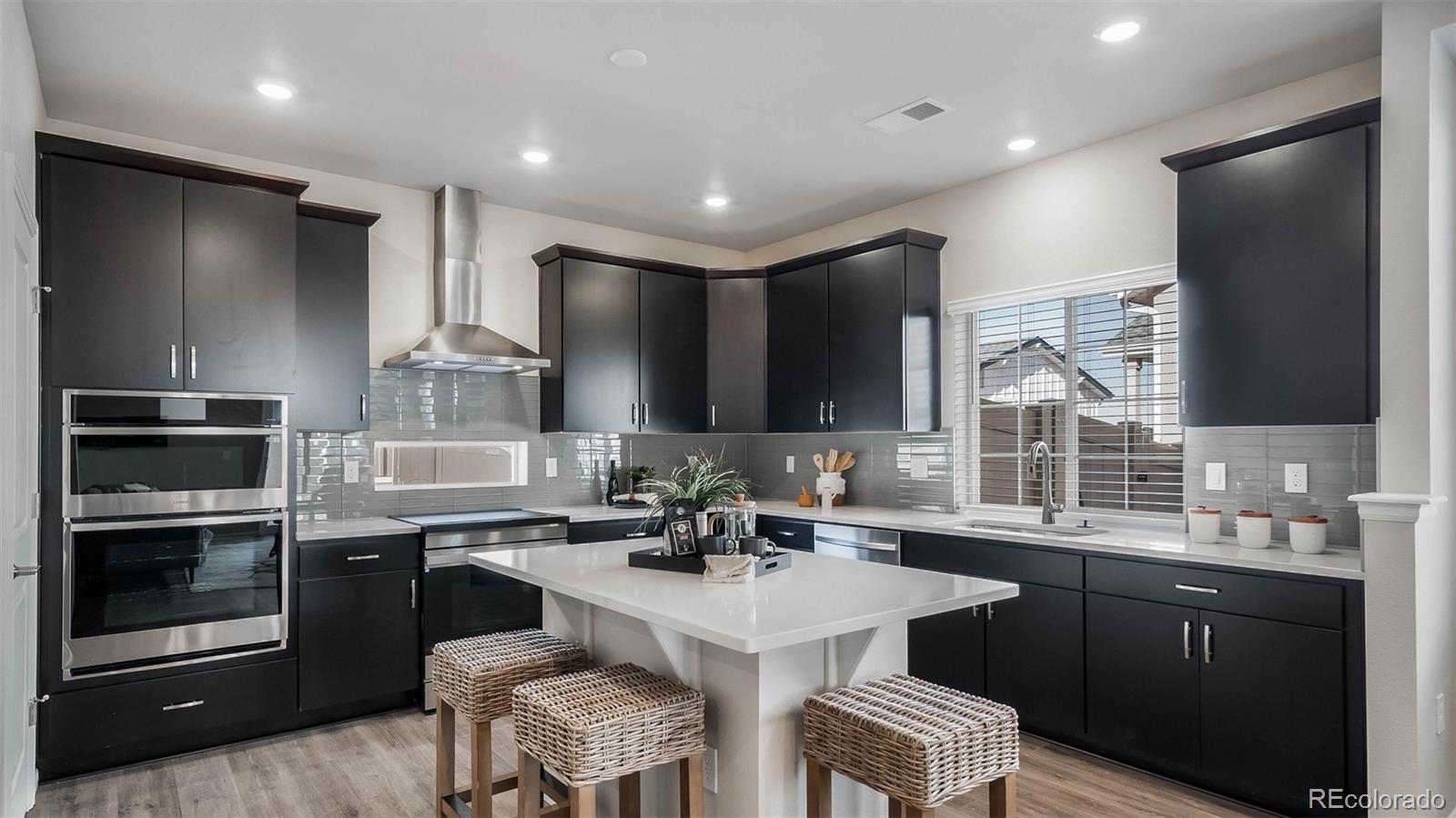 MLS Image #11 for 21875 e 51st drive,aurora, Colorado