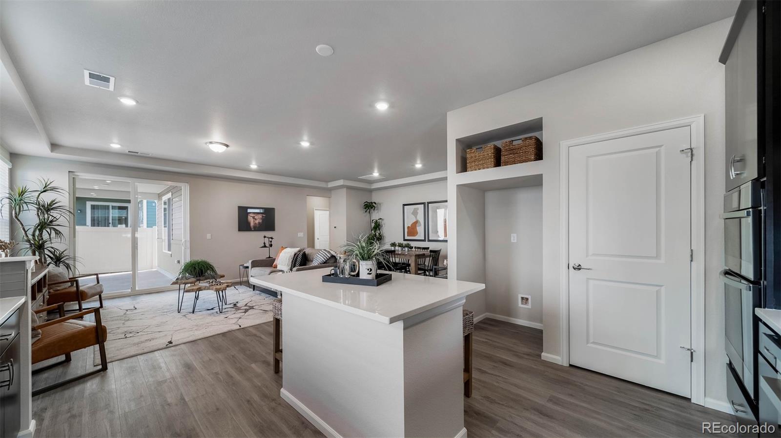 MLS Image #12 for 21875 e 51st drive,aurora, Colorado