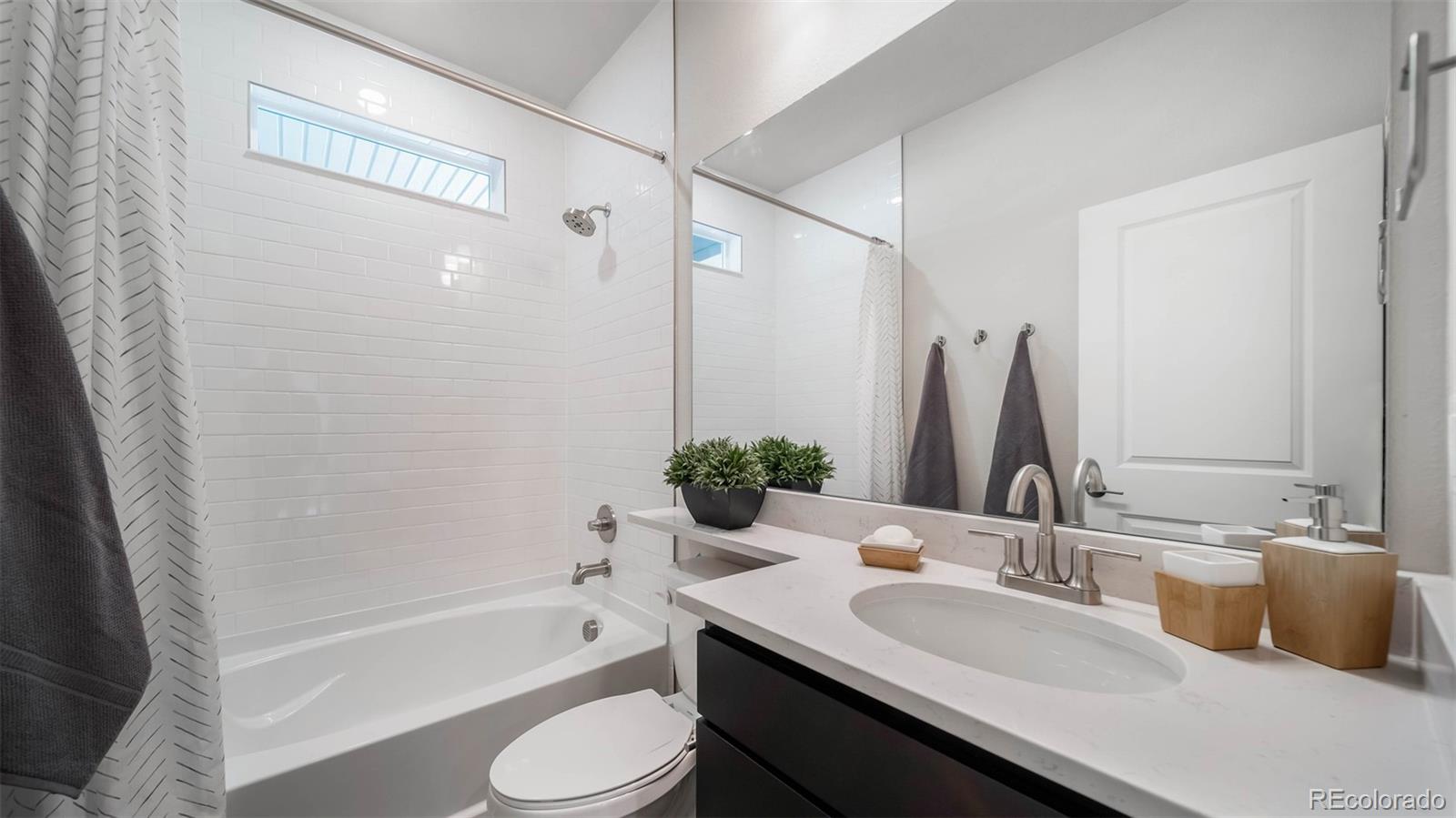 MLS Image #25 for 21875 e 51st drive,aurora, Colorado
