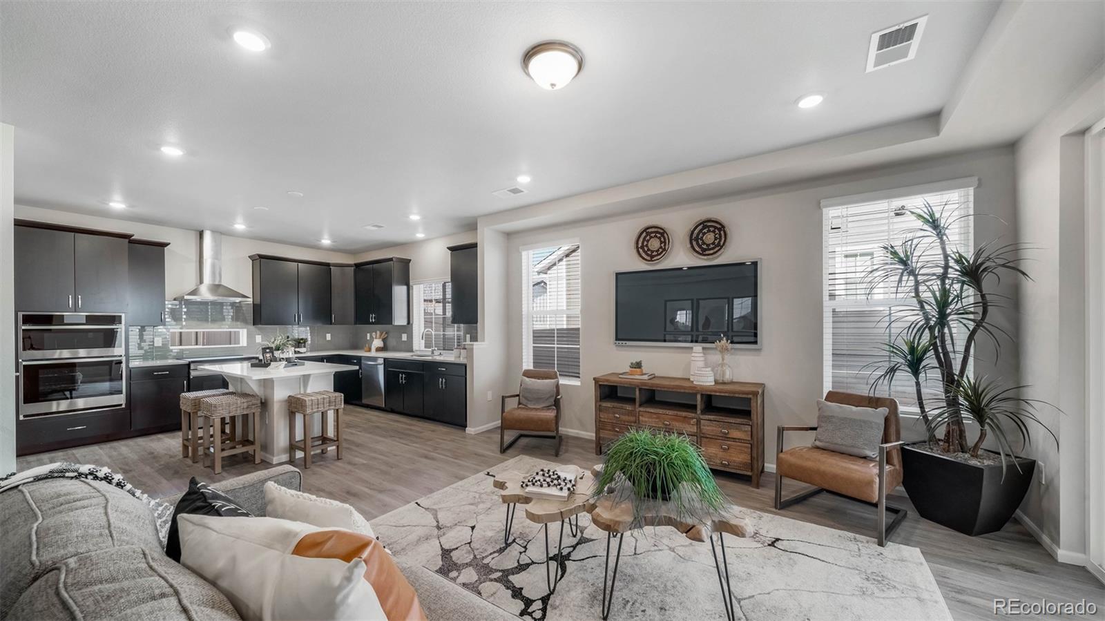 MLS Image #6 for 21875 e 51st drive,aurora, Colorado