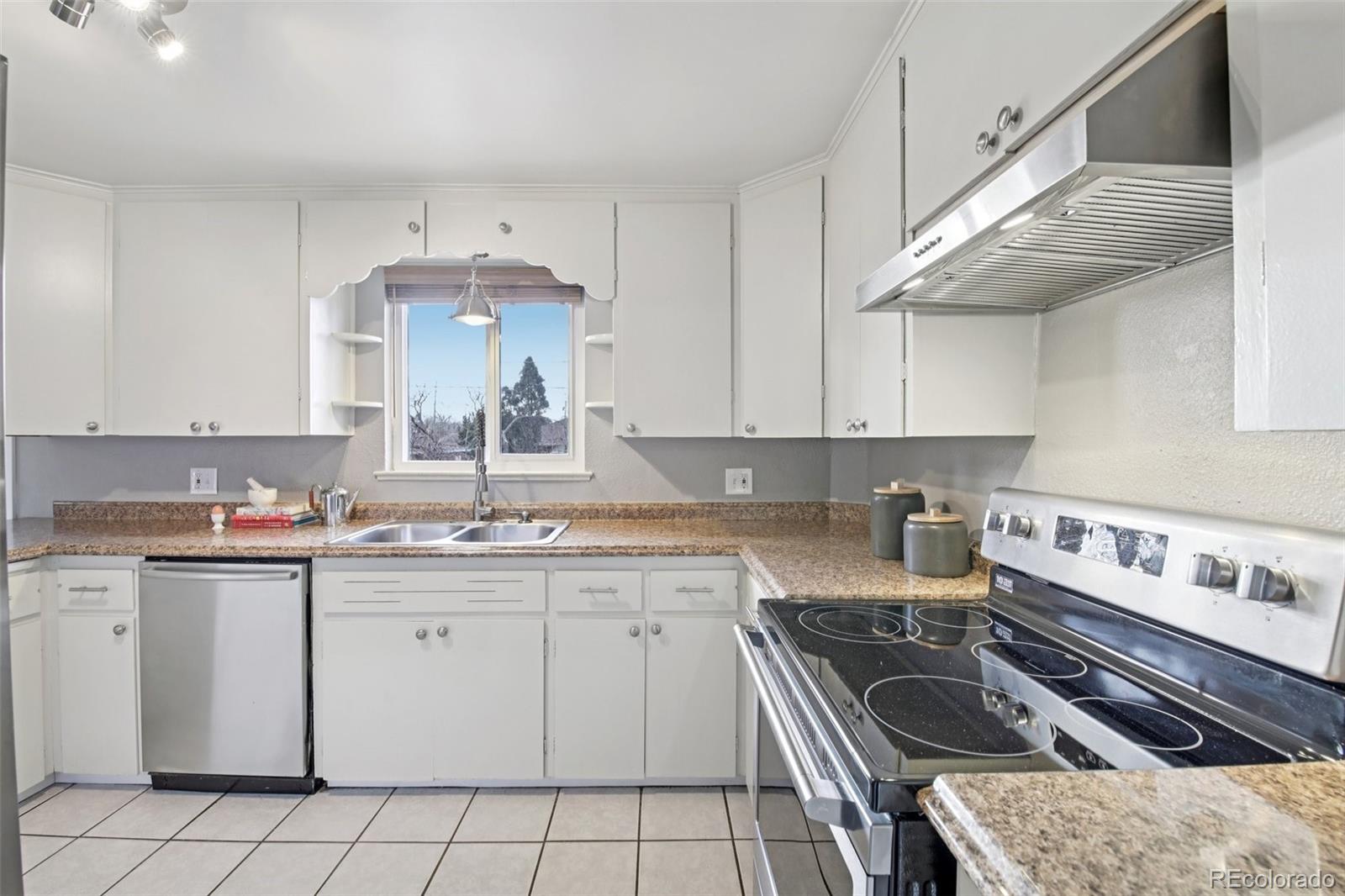 MLS Image #13 for 4831  golden court,denver, Colorado