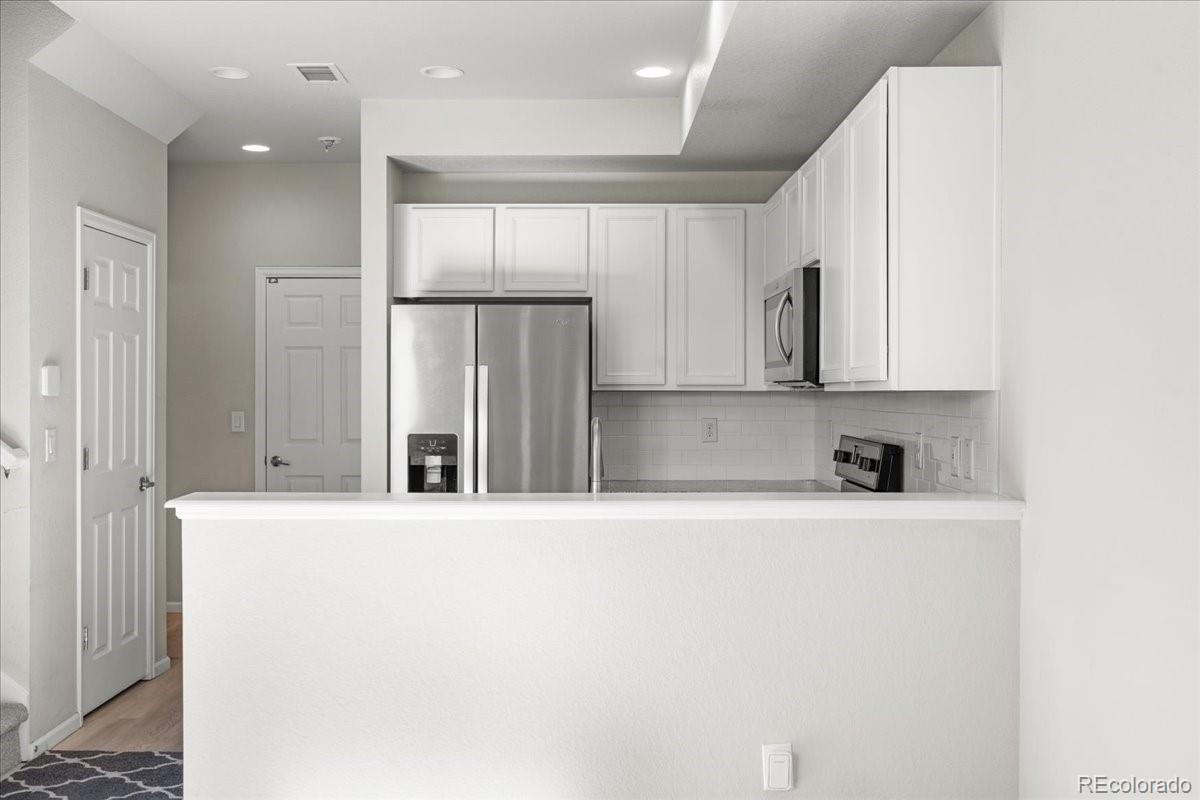 MLS Image #14 for 16035 e elk place ,denver, Colorado