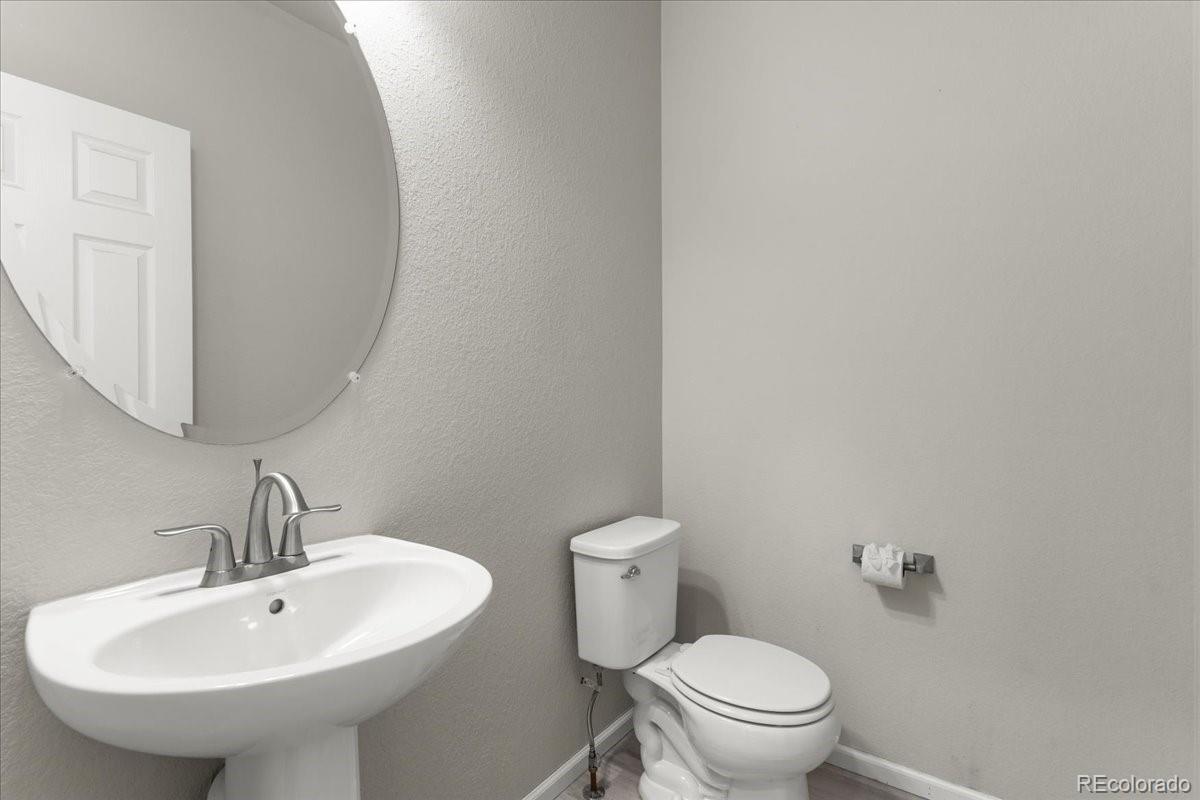 MLS Image #15 for 16035 e elk place ,denver, Colorado