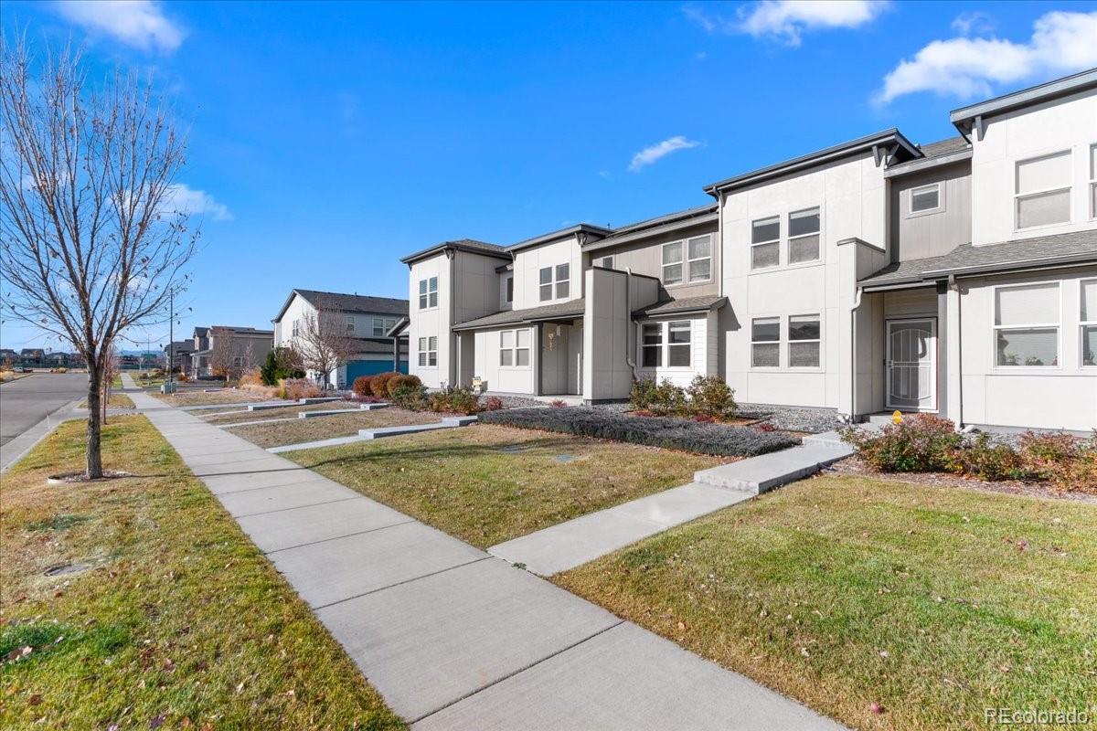 MLS Image #3 for 16035 e elk place ,denver, Colorado