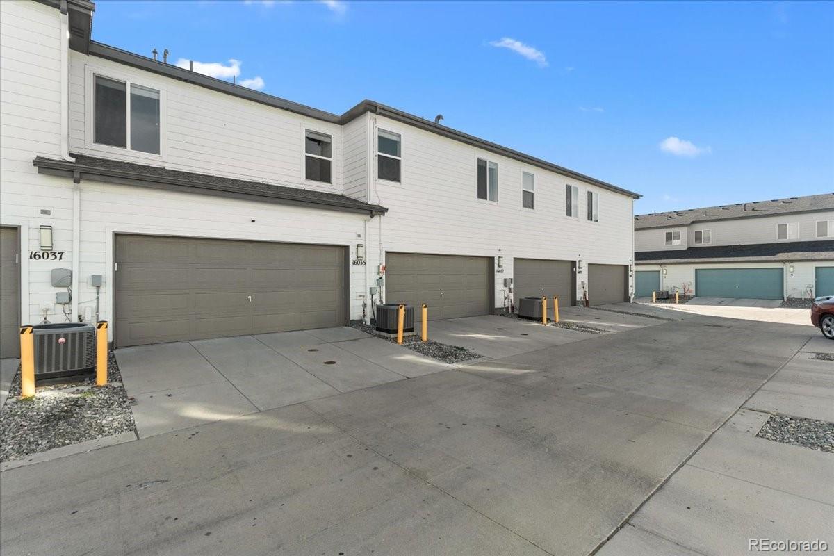 MLS Image #38 for 16035 e elk place ,denver, Colorado