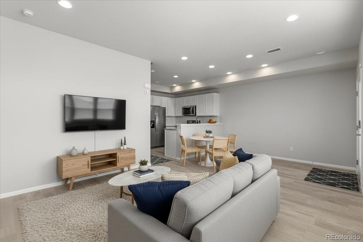 MLS Image #6 for 16035 e elk place ,denver, Colorado