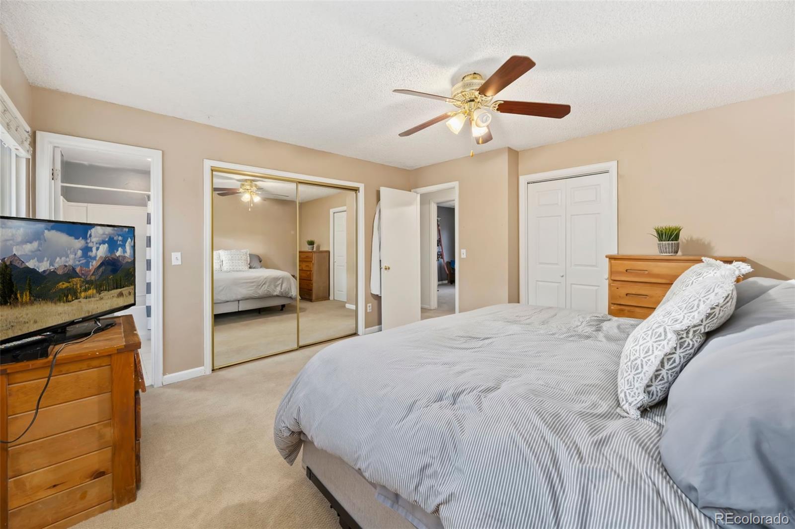 MLS Image #10 for 9383 w columbia place,lakewood, Colorado