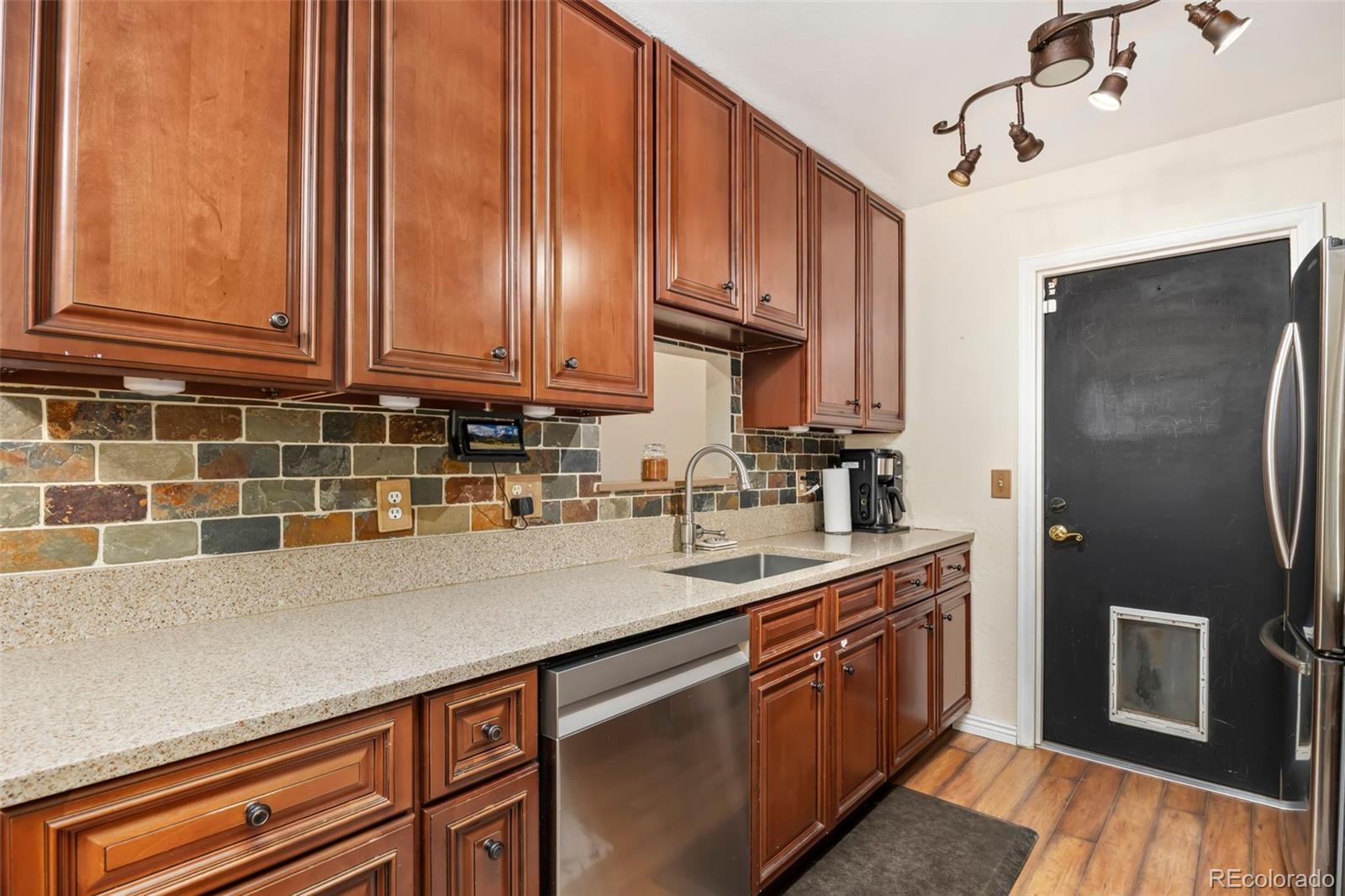 MLS Image #5 for 9383 w columbia place,lakewood, Colorado