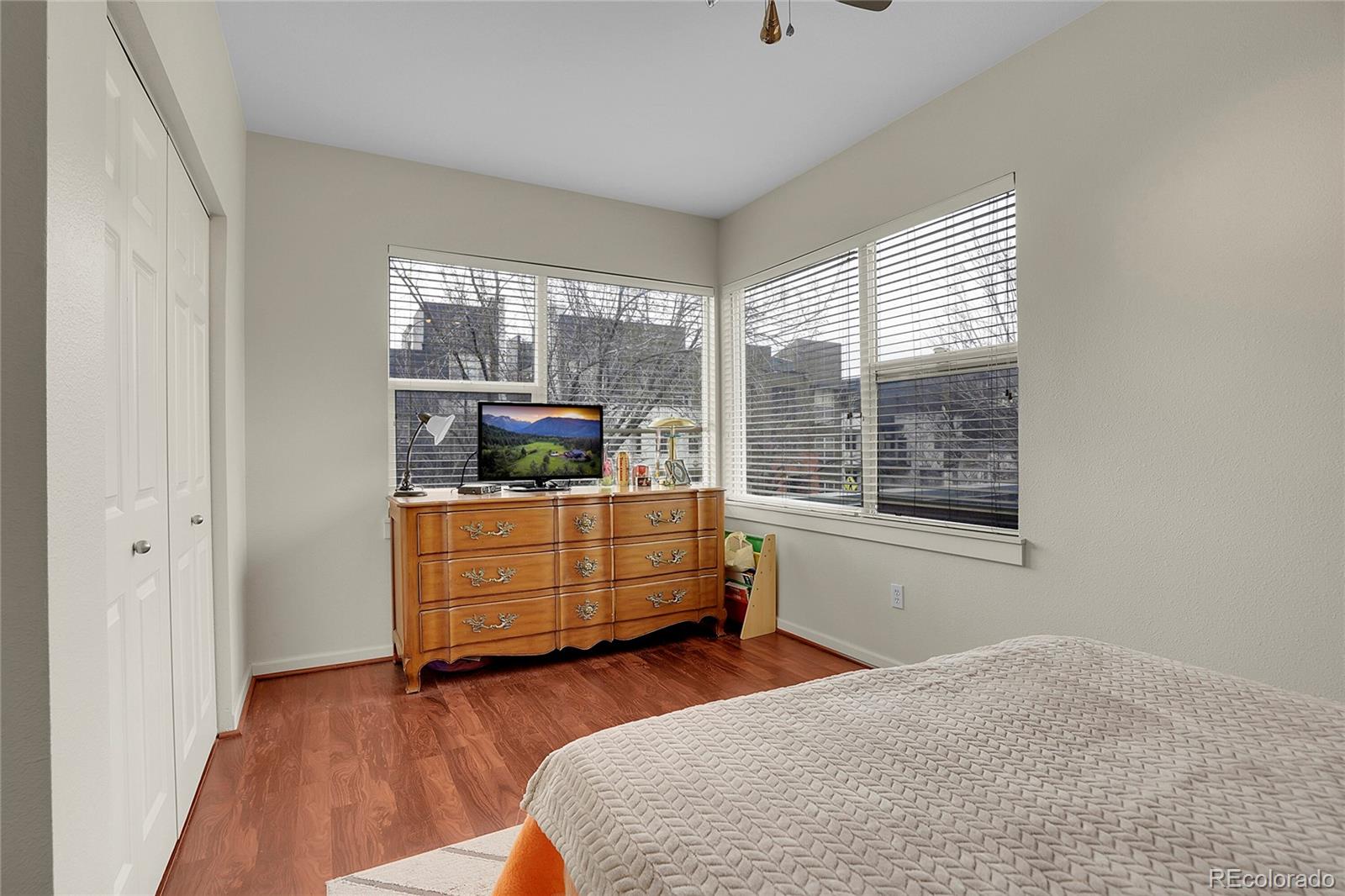 MLS Image #11 for 2848  syracuse street 128,denver, Colorado
