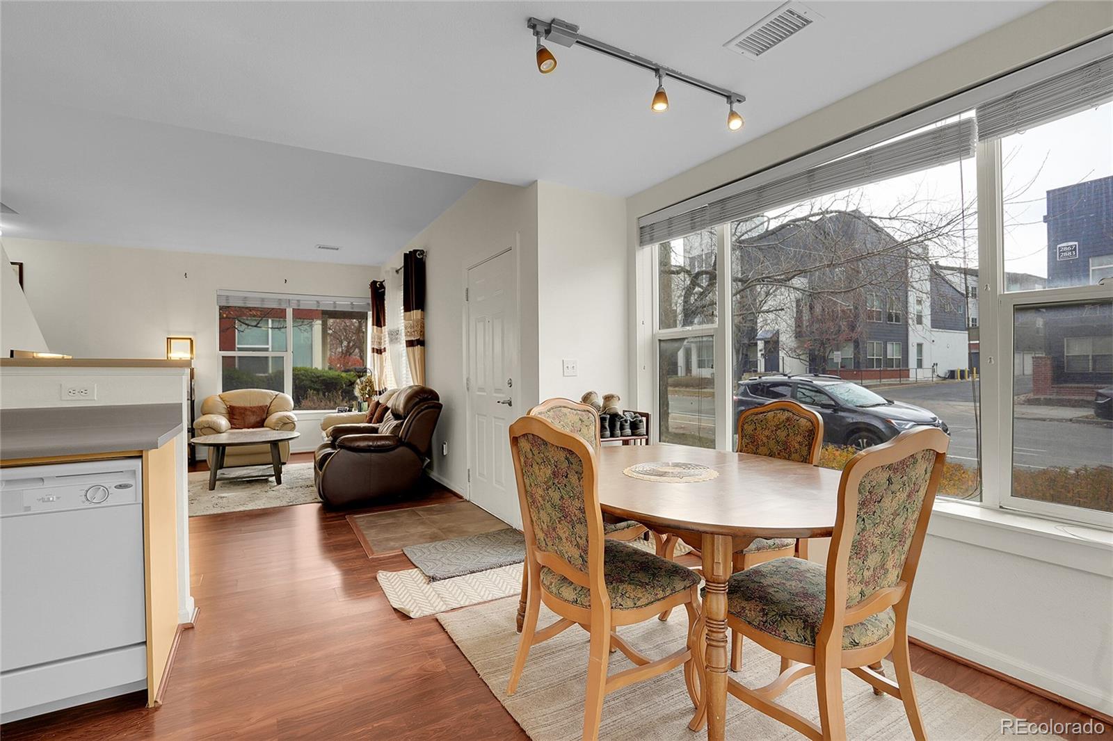 MLS Image #6 for 2848  syracuse street 128,denver, Colorado
