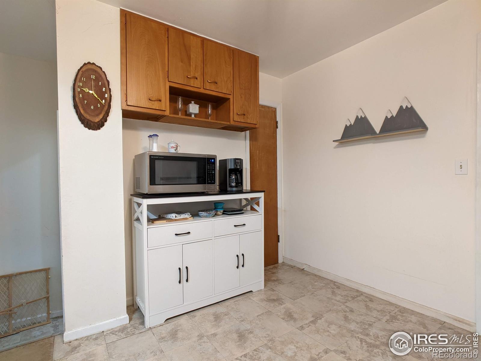MLS Image #11 for 2042  27th street,greeley, Colorado