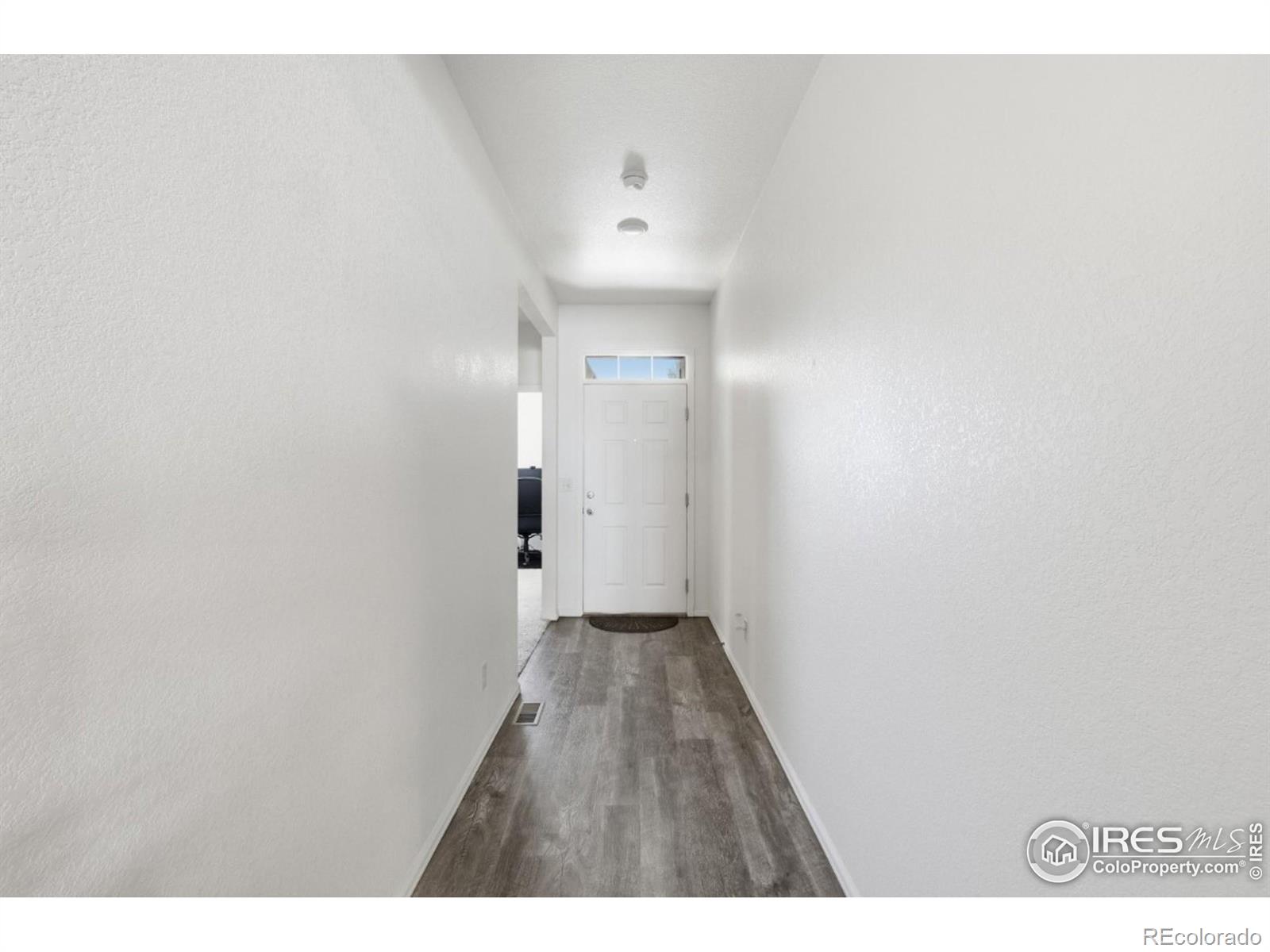 MLS Image #4 for 916  birchdale court,windsor, Colorado