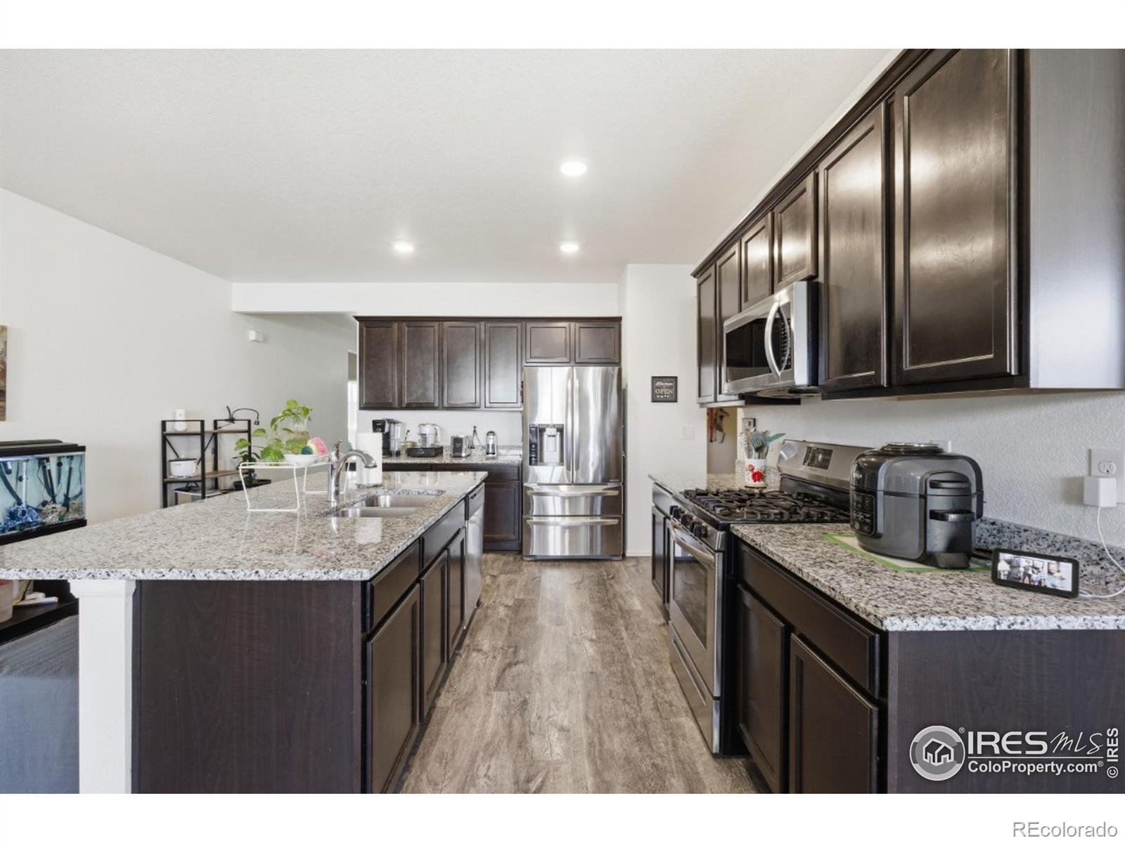 MLS Image #8 for 916  birchdale court,windsor, Colorado