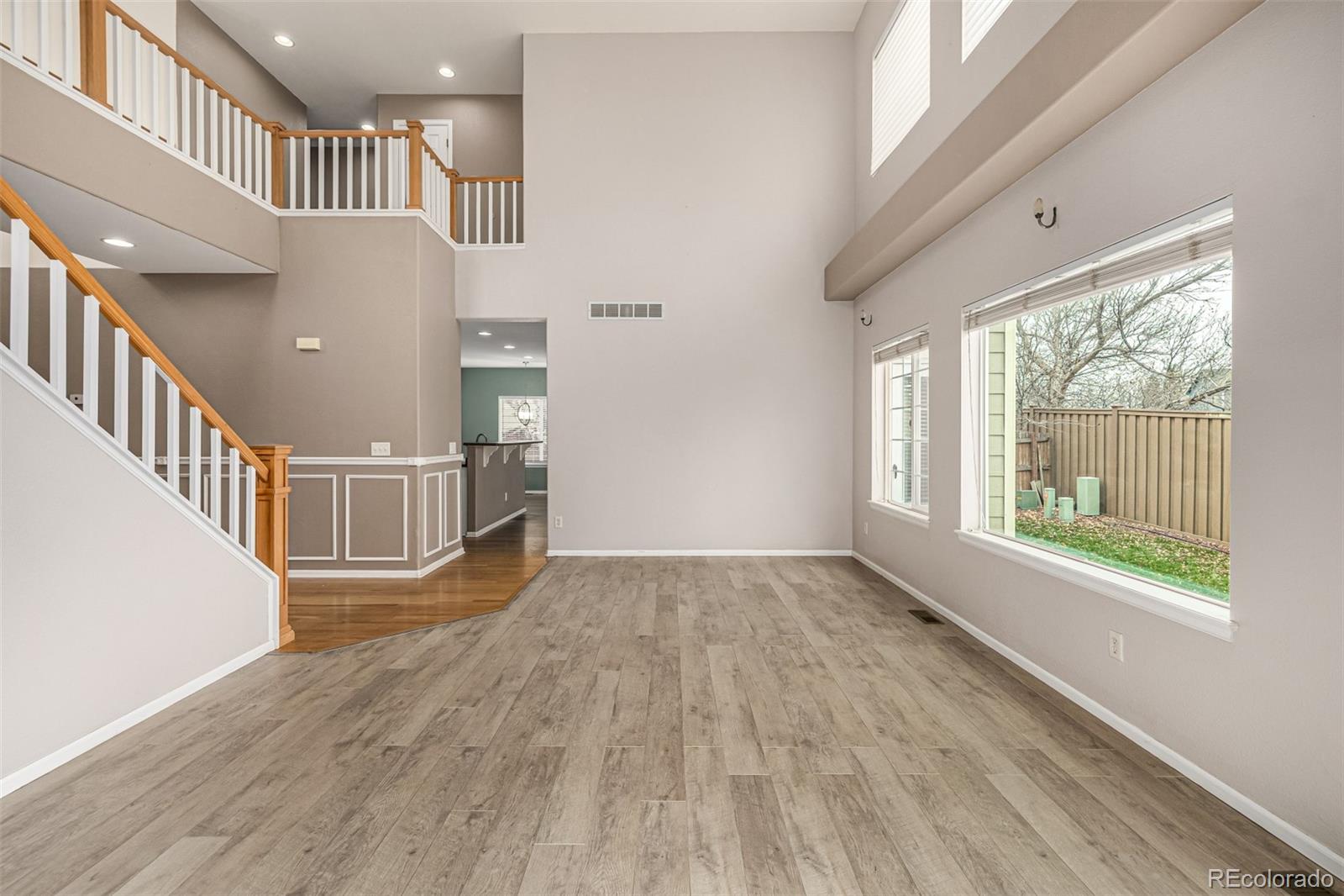 MLS Image #4 for 6055 s shawnee street,aurora, Colorado