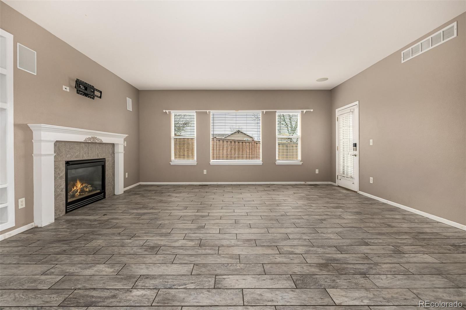 MLS Image #6 for 6055 s shawnee street,aurora, Colorado