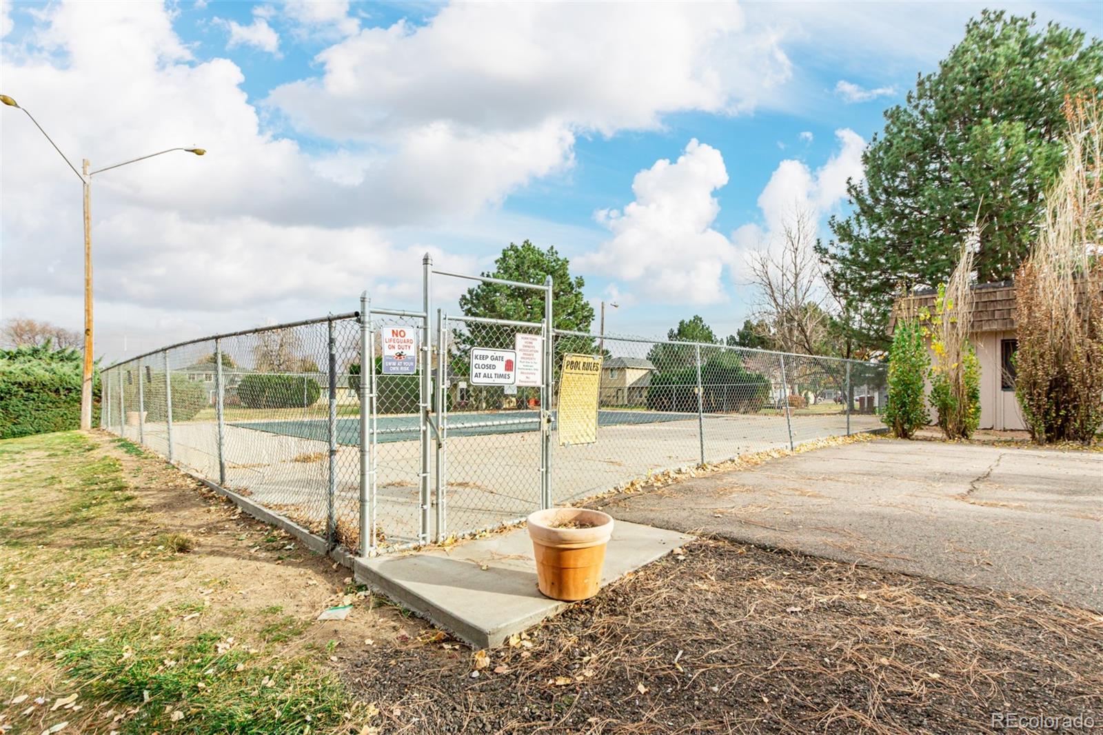 MLS Image #20 for 7951  york street,denver, Colorado