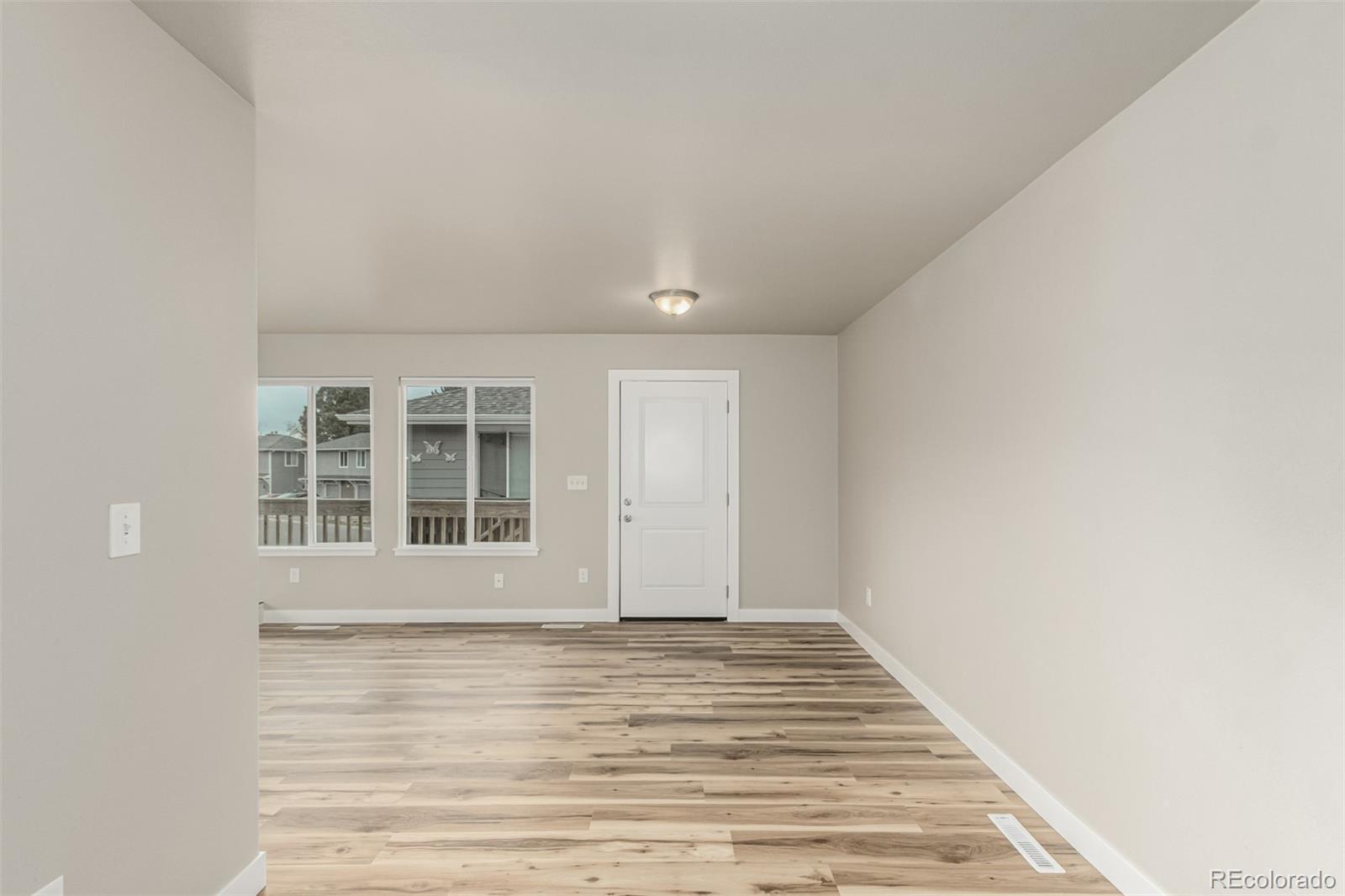 MLS Image #6 for 7951  york street,denver, Colorado