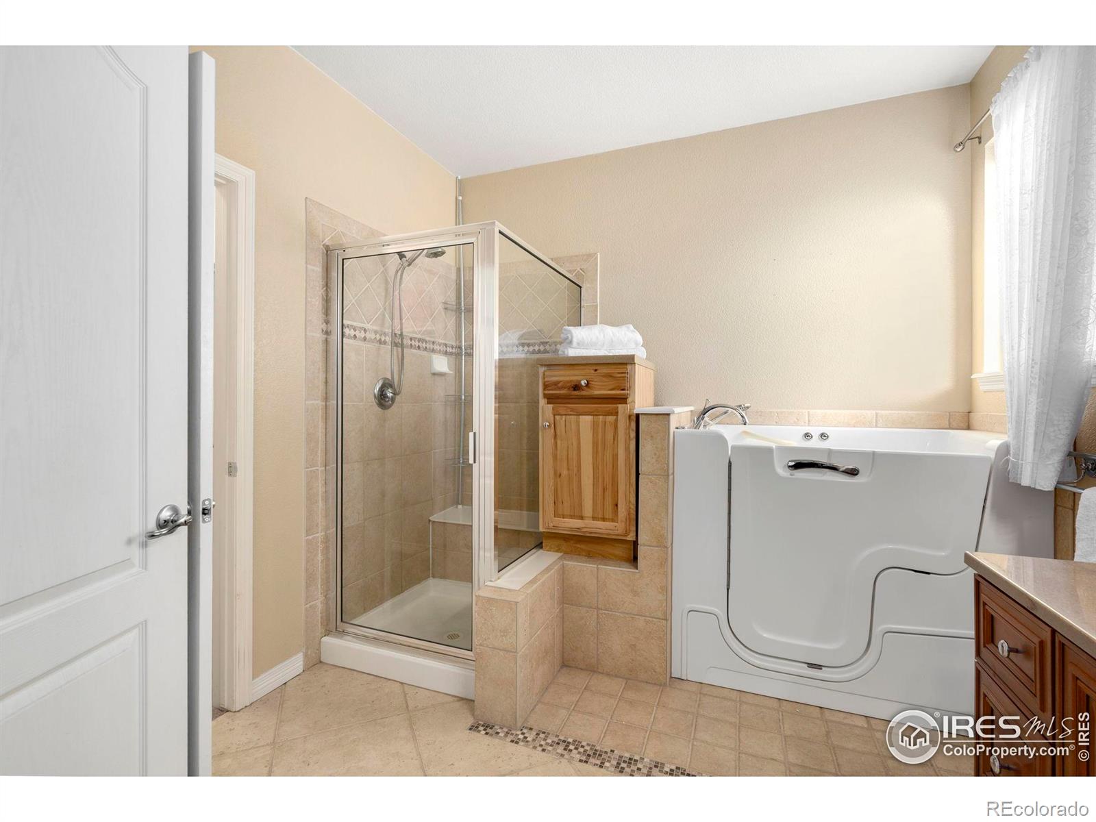 MLS Image #19 for 5328  moonlight bay drive,windsor, Colorado