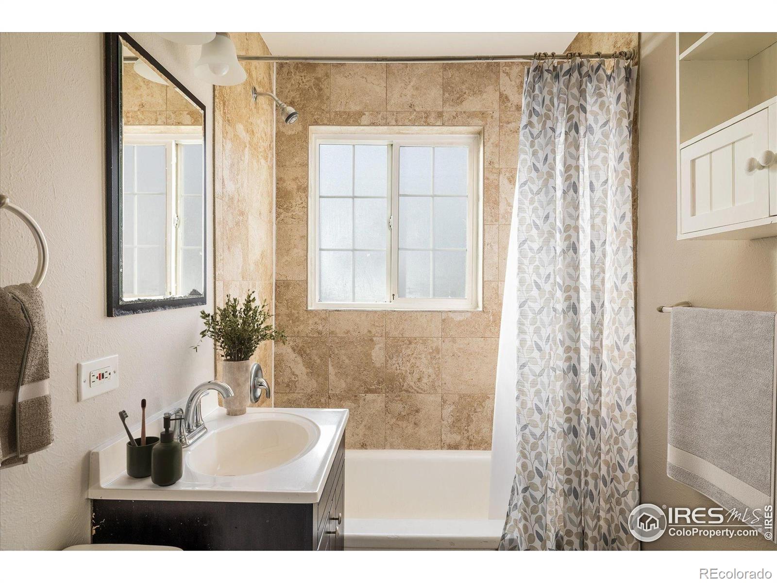 MLS Image #10 for 2885  quebec street,denver, Colorado