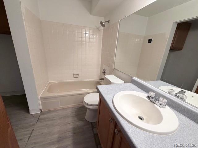 MLS Image #17 for 904 s walden way,aurora, Colorado