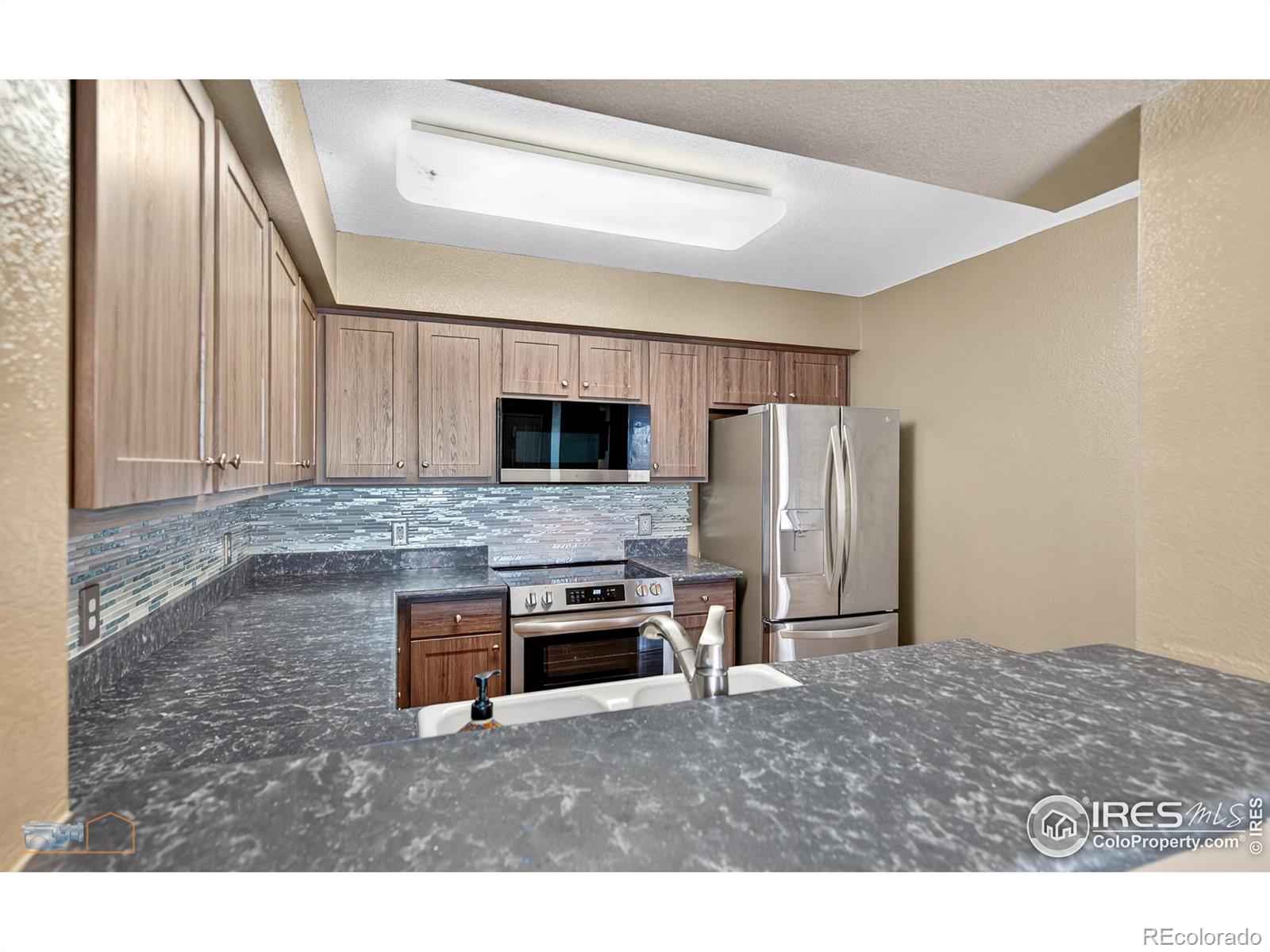 MLS Image #12 for 13900  lake song lane,broomfield, Colorado