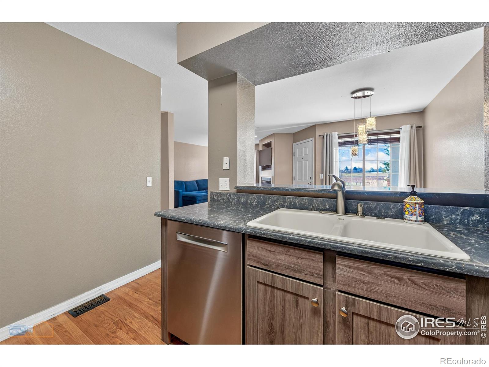 MLS Image #14 for 13900  lake song lane,broomfield, Colorado