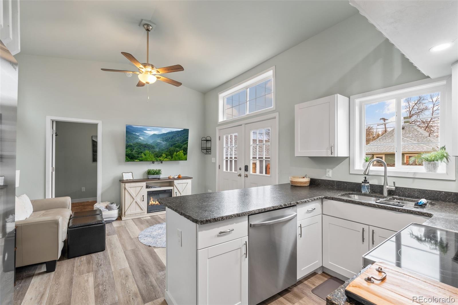MLS Image #32 for 711 n spruce street,colorado springs, Colorado