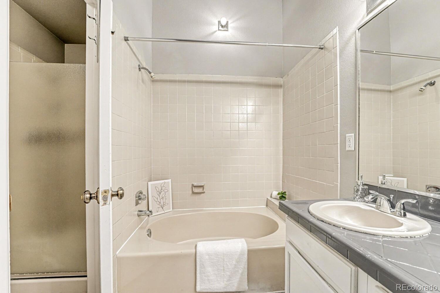 MLS Image #23 for 15150 e princeton place,aurora, Colorado