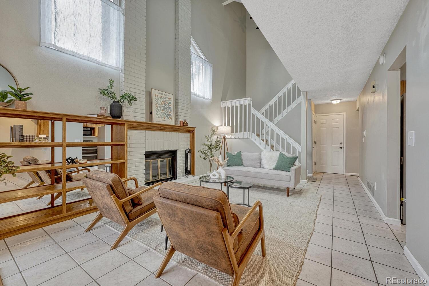 MLS Image #3 for 15150 e princeton place,aurora, Colorado