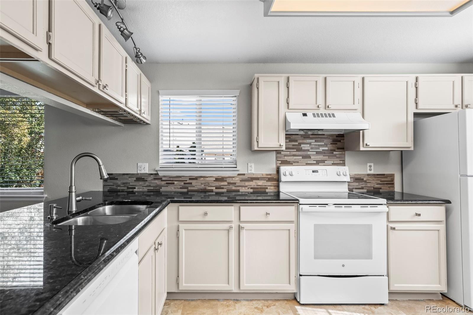 MLS Image #29 for 13112  umatilla court,denver, Colorado