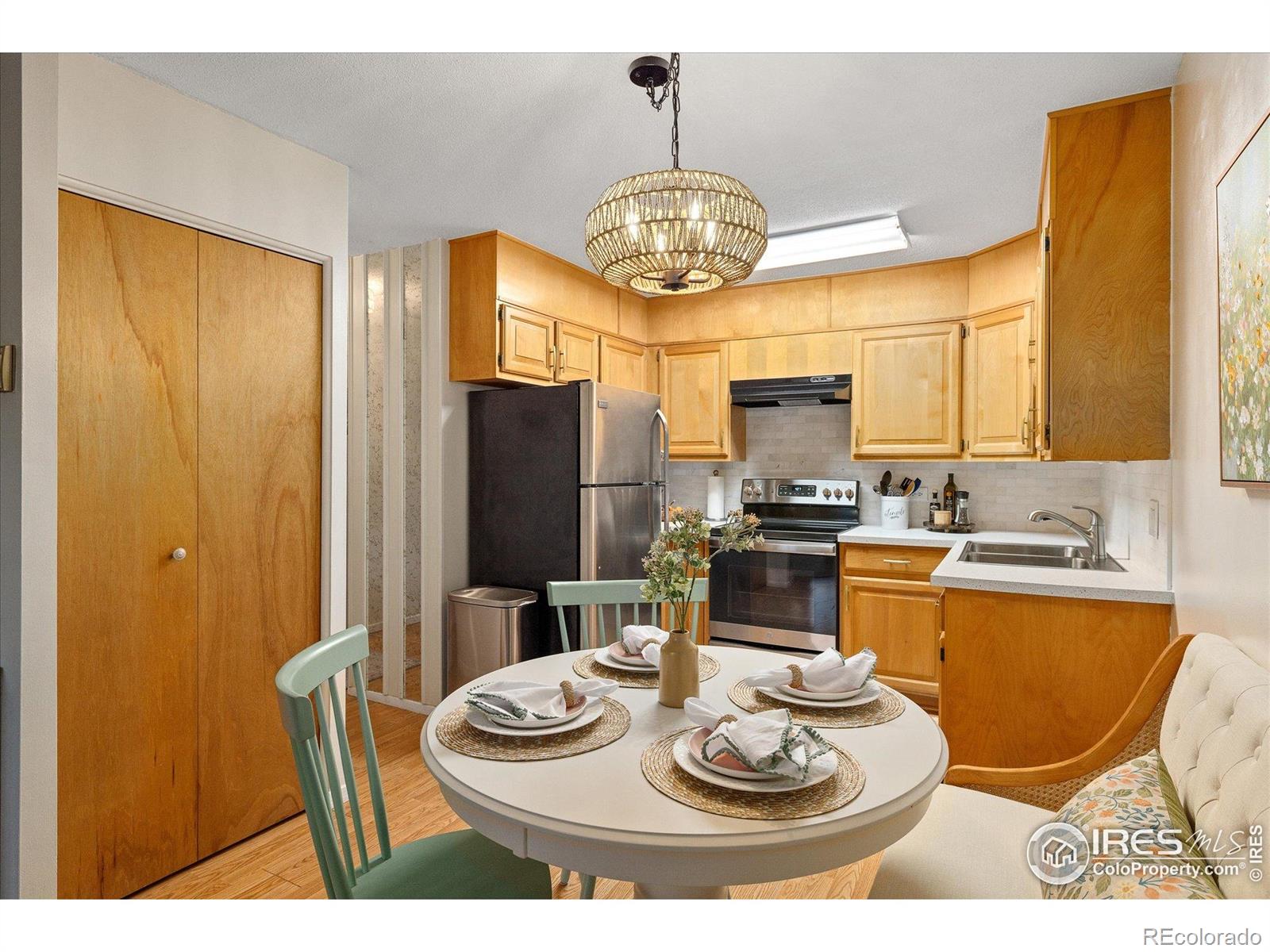 MLS Image #8 for 660 s alton way,denver, Colorado