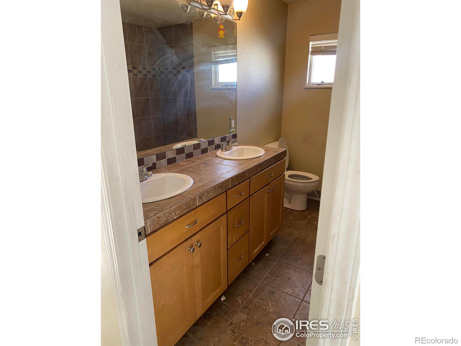 MLS Image #7 for 1618  centennial drive,longmont, Colorado