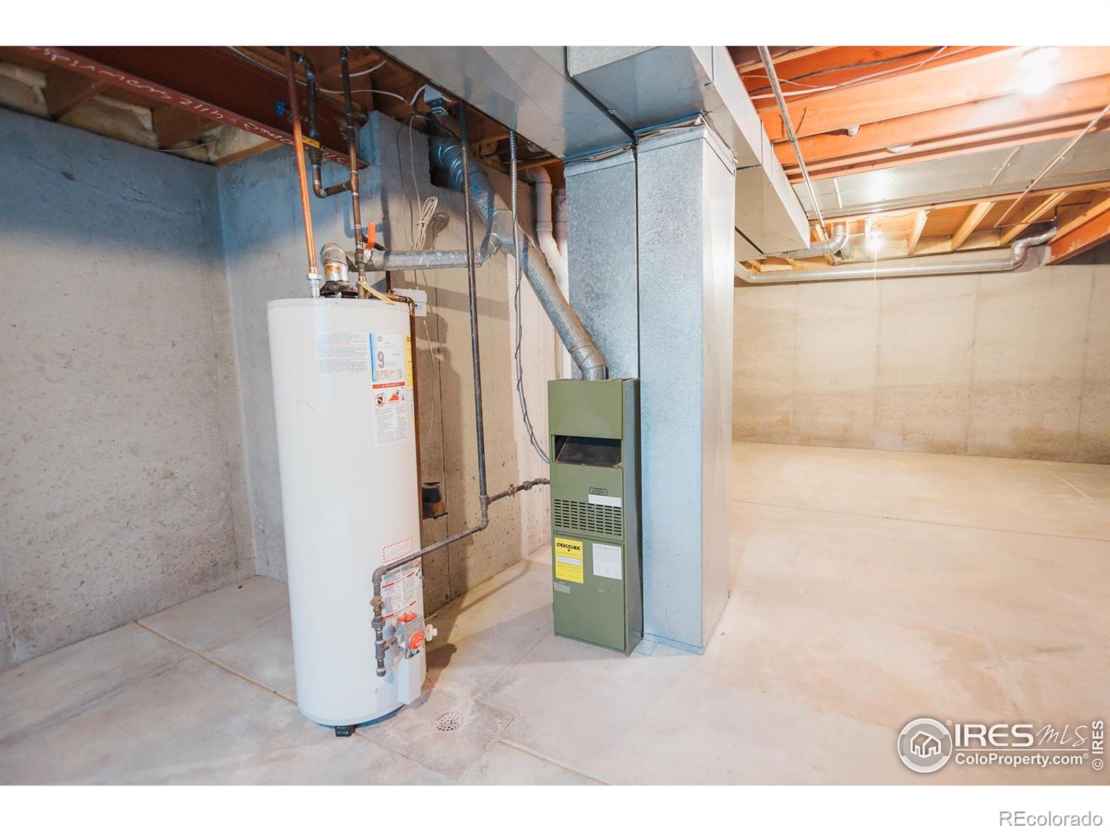 MLS Image #26 for 4142  snow ridge circle,fort collins, Colorado