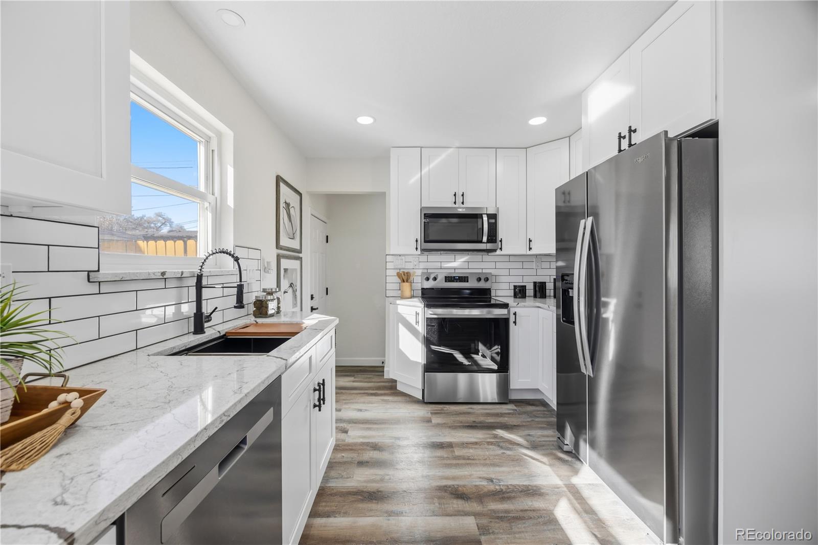 MLS Image #4 for 9191  beechwood drive,thornton, Colorado