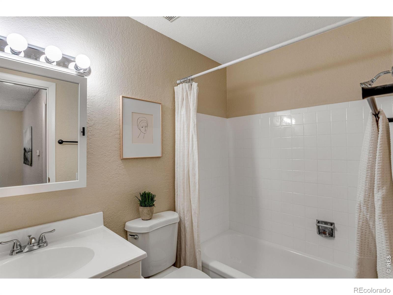 MLS Image #18 for 1705  heatheridge road,fort collins, Colorado