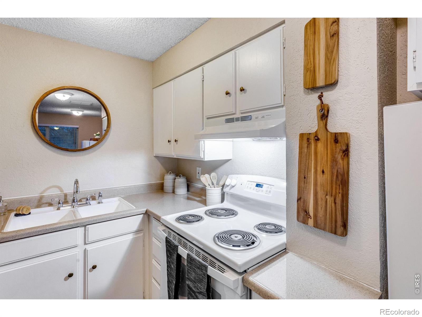 MLS Image #2 for 1705  heatheridge road,fort collins, Colorado