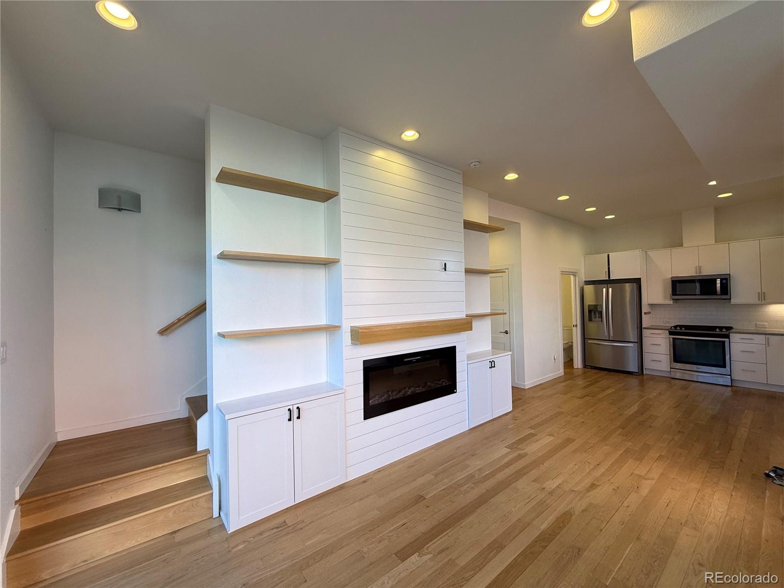 MLS Image #3 for 1998  foxtail lane,lafayette, Colorado