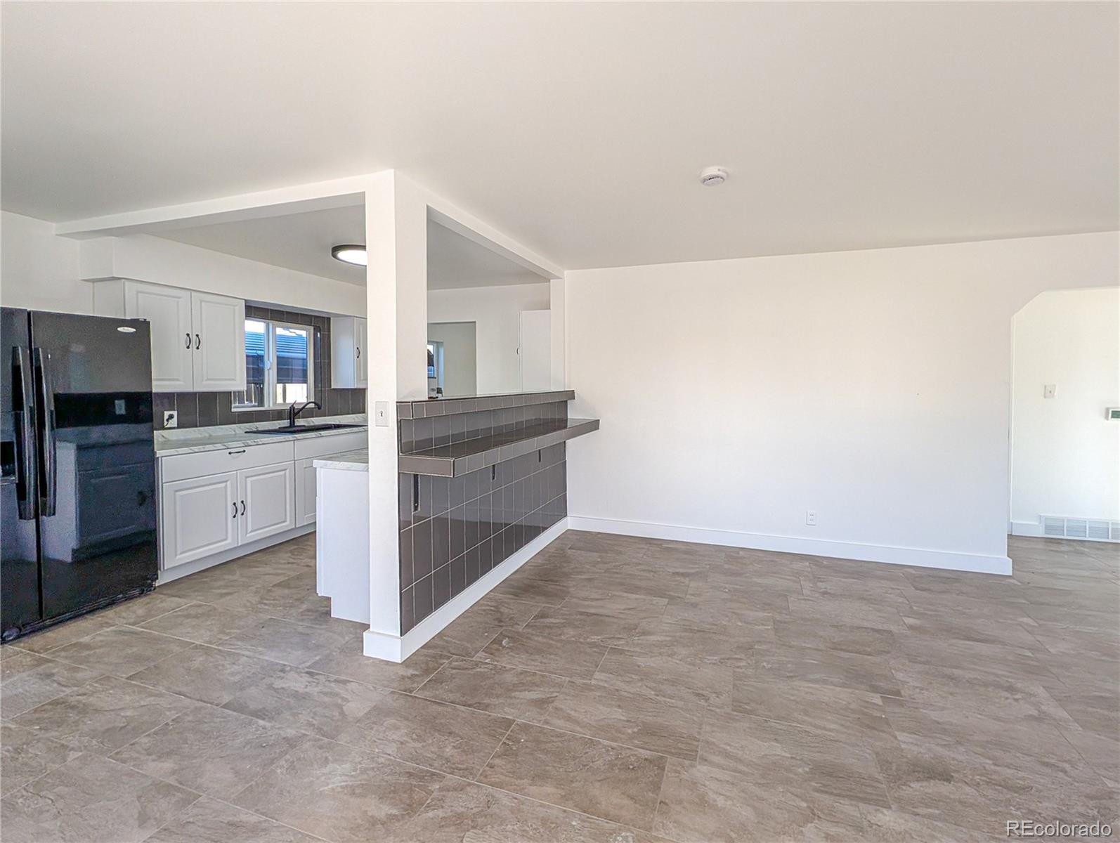 MLS Image #6 for 1340 s vrain street,denver, Colorado
