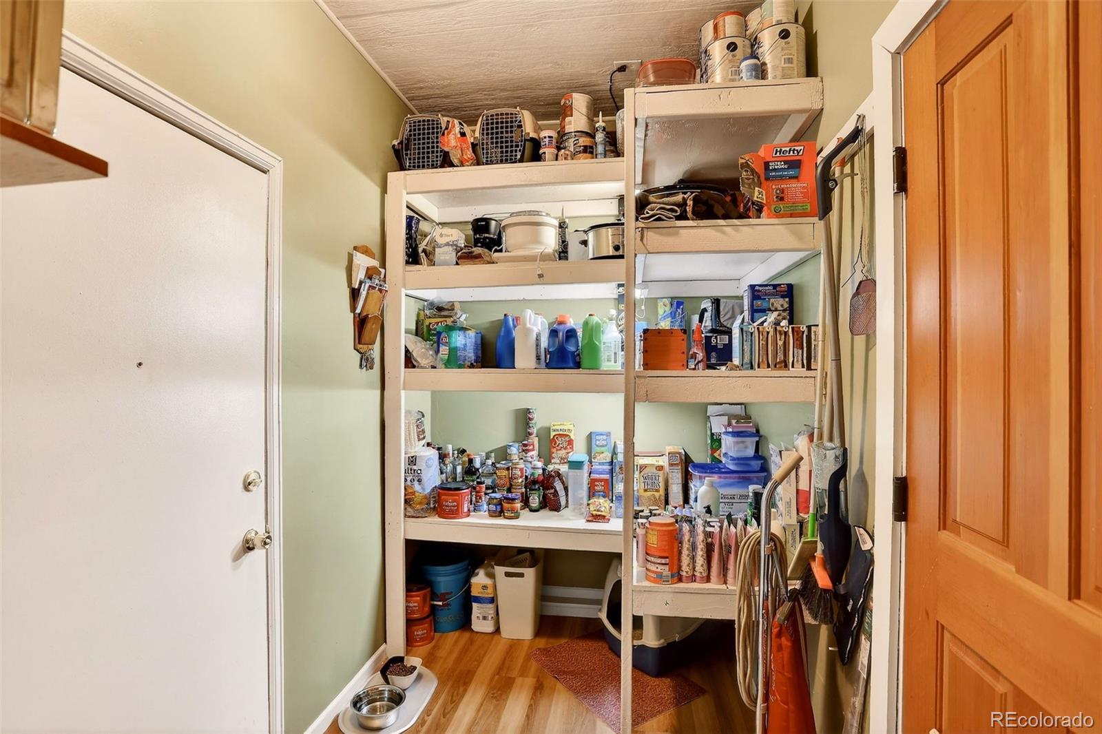 MLS Image #17 for 1503 s mobile street,aurora, Colorado