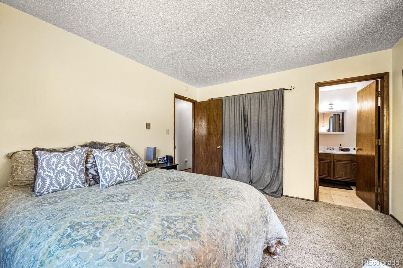 MLS Image #22 for 5097  left hand lane,colorado city, Colorado