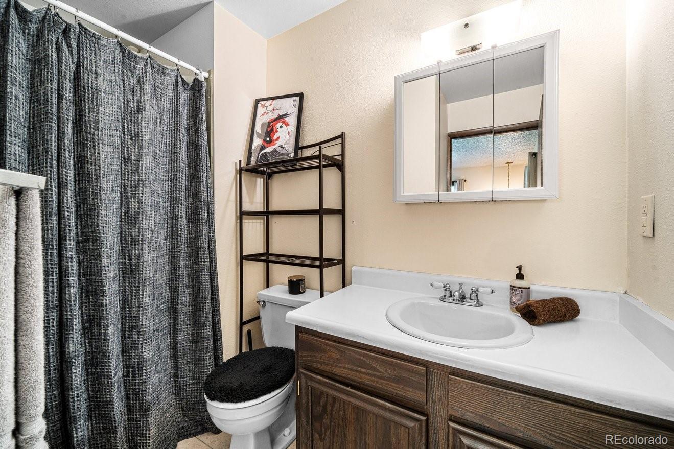 MLS Image #23 for 5097  left hand lane,colorado city, Colorado