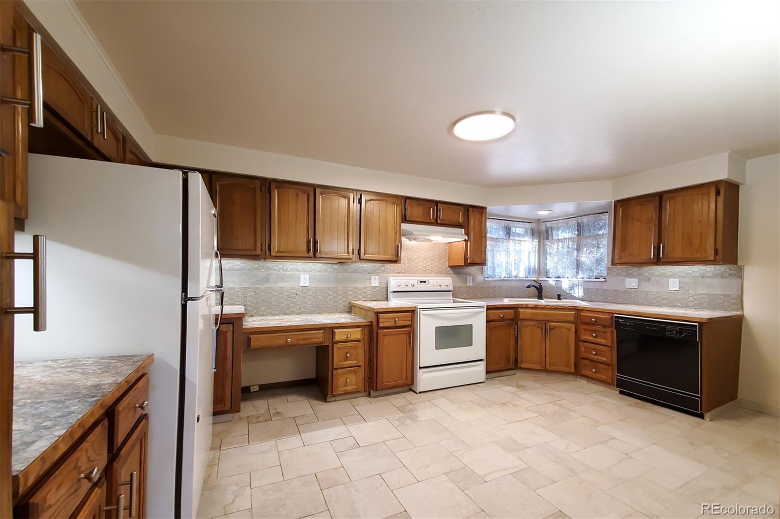 MLS Image #4 for 8542 w 10th avenue,lakewood, Colorado