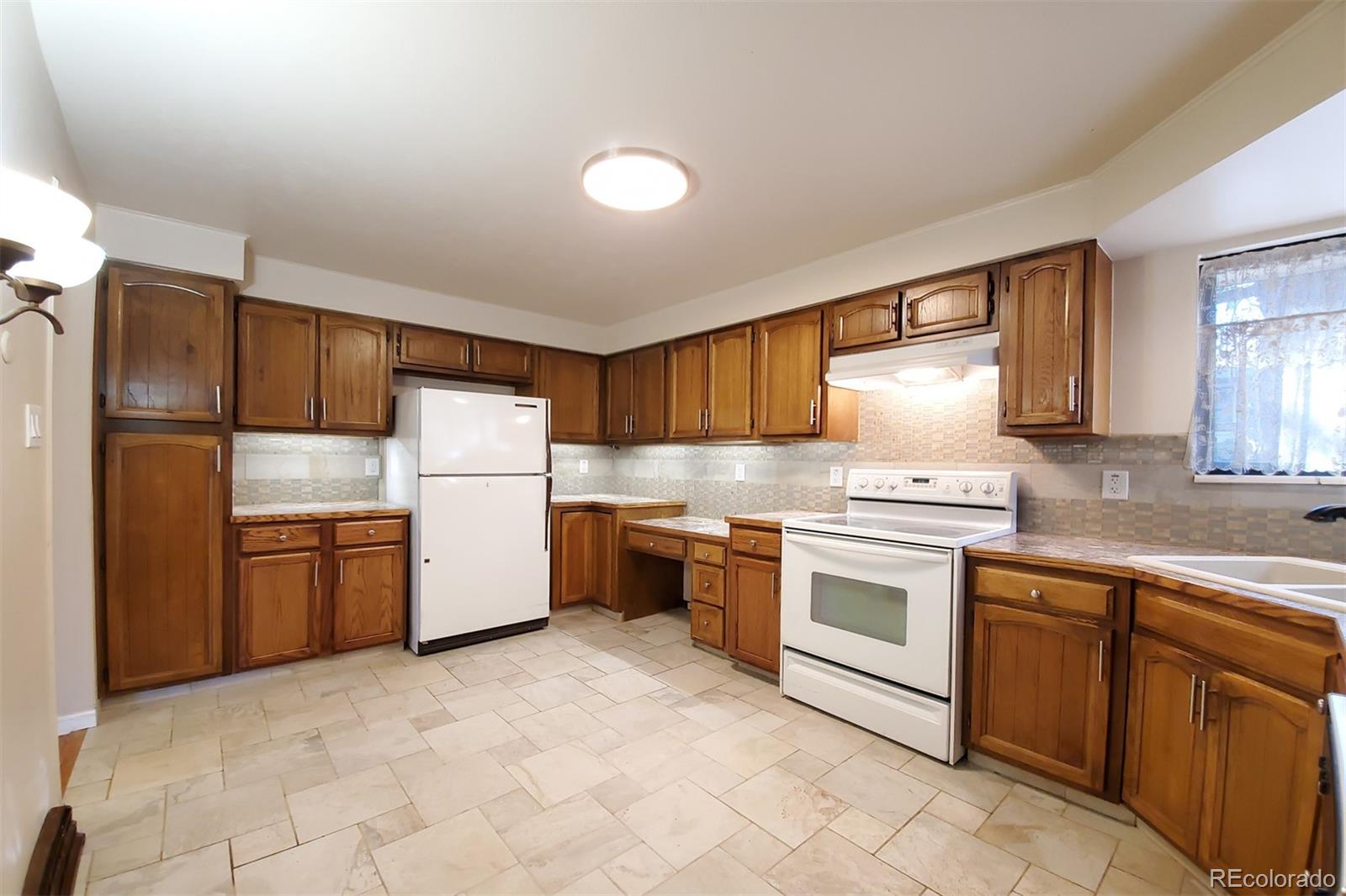 MLS Image #5 for 8542 w 10th avenue,lakewood, Colorado