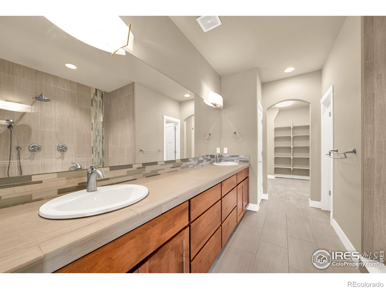 MLS Image #18 for 113  scenic court,loveland, Colorado