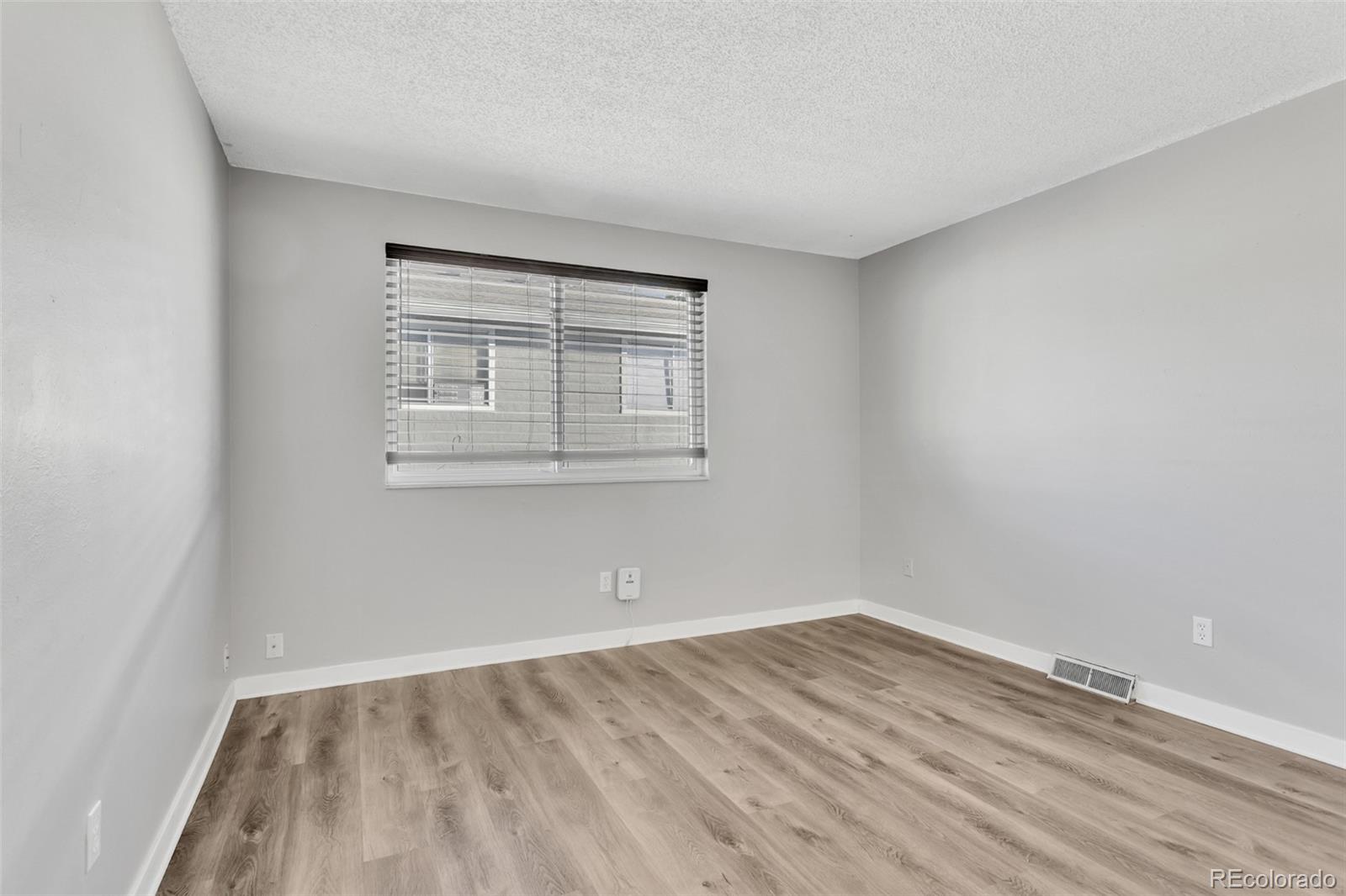 MLS Image #9 for 14590 e 13th avenue ,aurora, Colorado