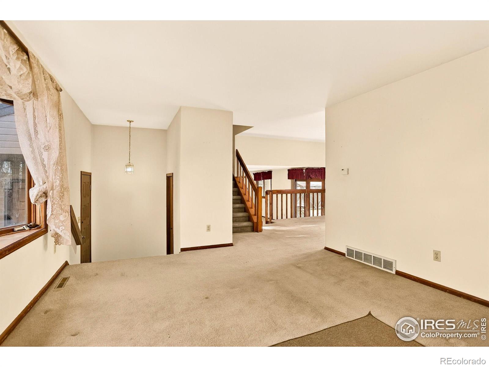 MLS Image #2 for 809  jay place,berthoud, Colorado