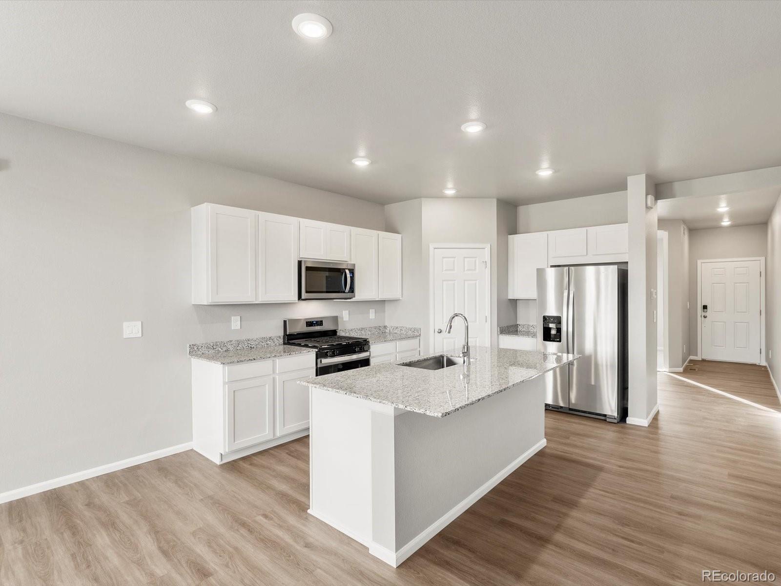 MLS Image #10 for 8910  sedalia street,commerce city, Colorado
