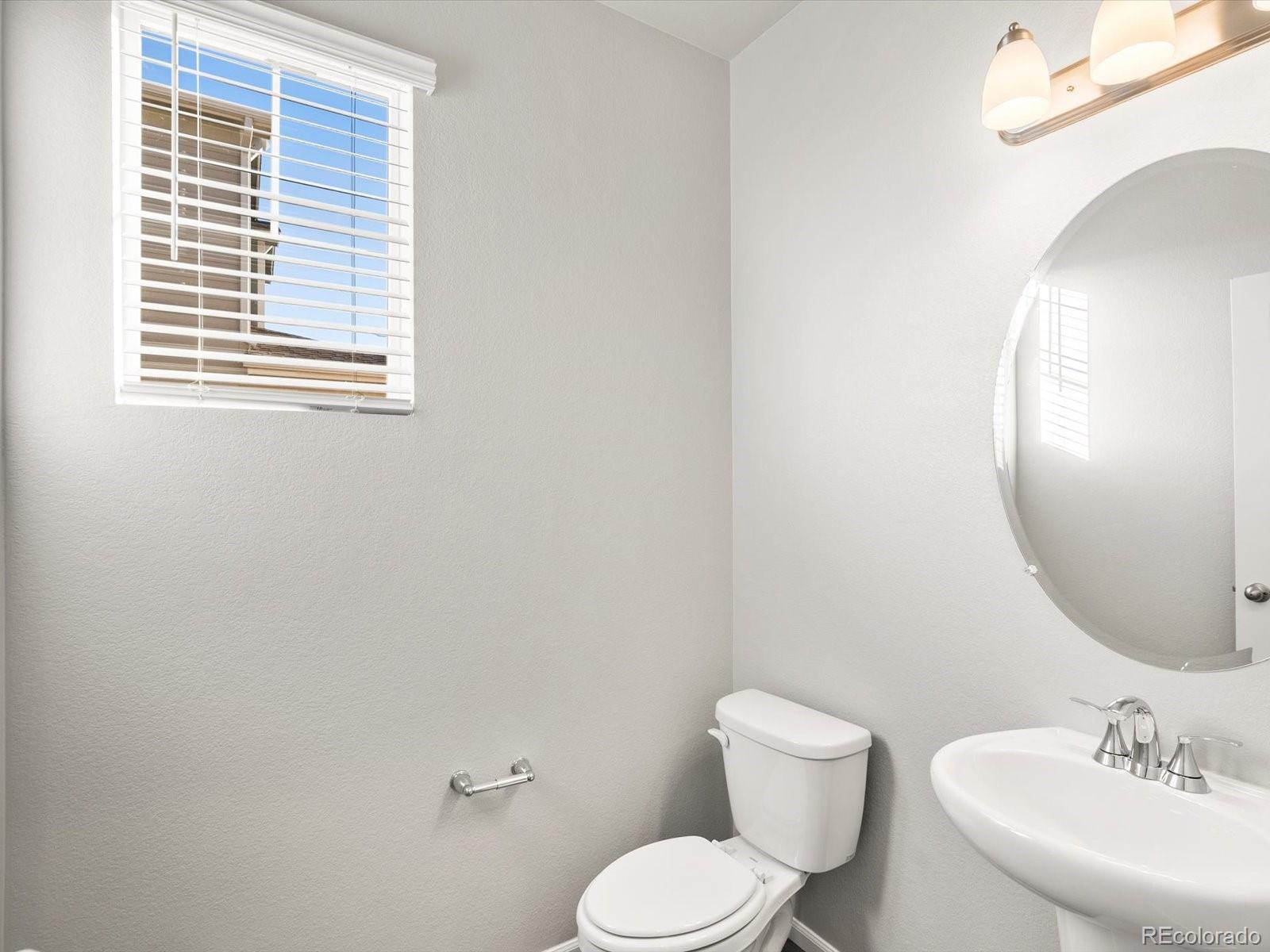 MLS Image #5 for 8910  sedalia street,commerce city, Colorado