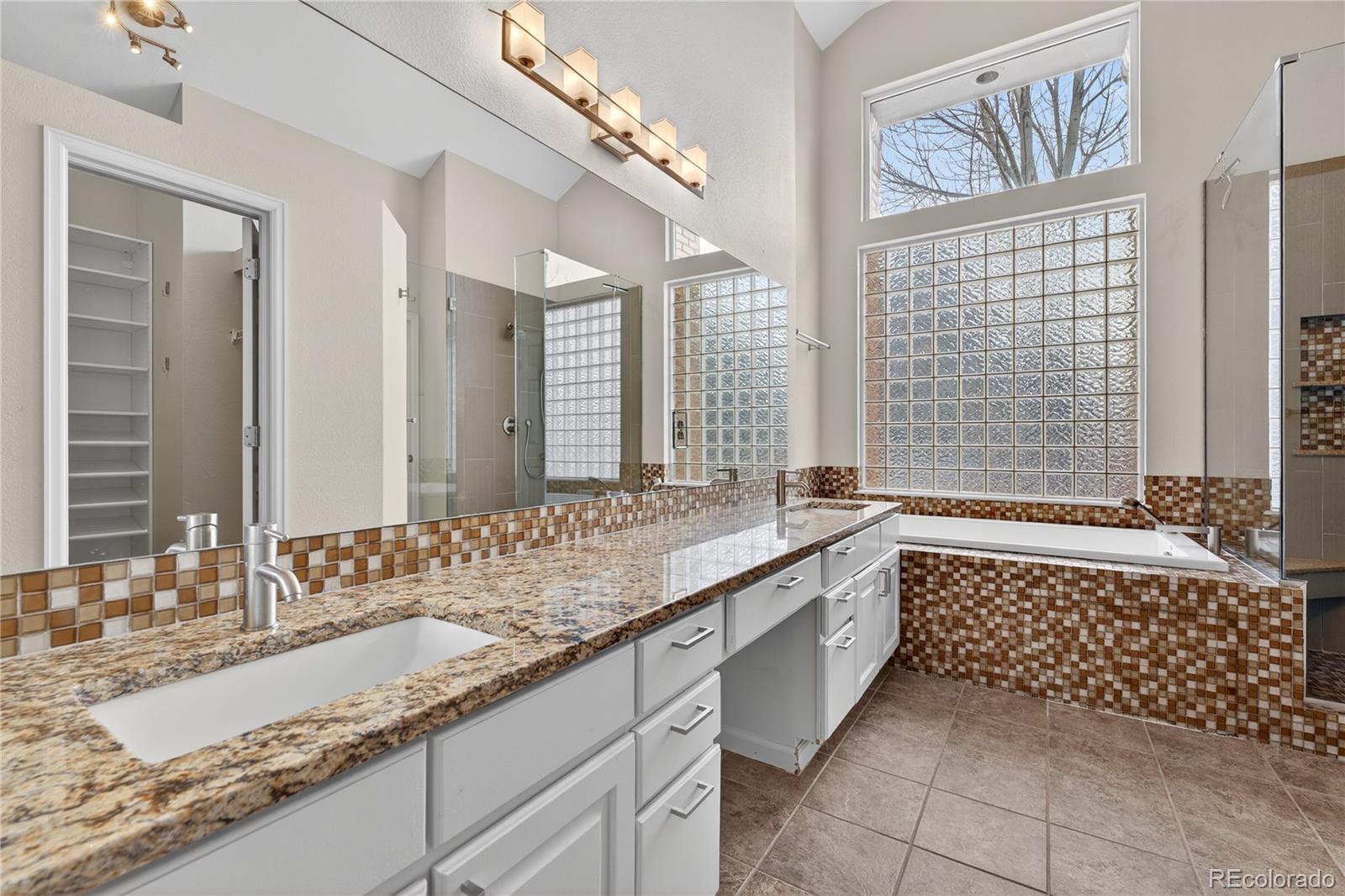 MLS Image #16 for 11249 w ford drive,lakewood, Colorado