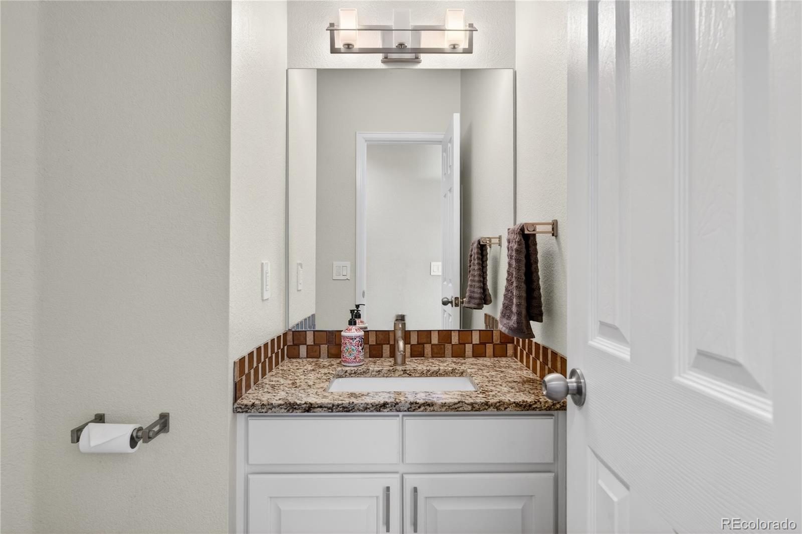 MLS Image #19 for 11249 w ford drive,lakewood, Colorado